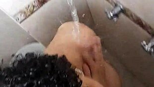 does this latina lesbian squirt in her shower?