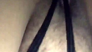 this chubby latina's got a nice ass 😍