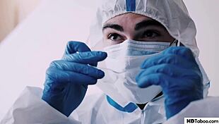 Lola Fae Squirts During Masked Covid Sex