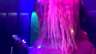 Nemôžem sa nabažiť Valentínovho obrovského kurca v Tokiu. Jazdenie neporiadne a tvrdo je neskutočné!