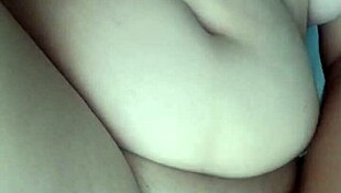 latina chubby girl masturbates with desire 😏