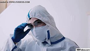 Lola Fae Squirts During Masked Covid Sex