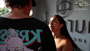 i fucks a hot receptionist without a condom for quick rough orgasm