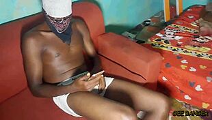 ebony queen ameatur rides hard in curvy cowgirl action