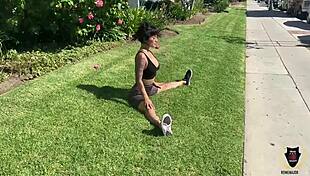 Fit Ava Lee Tries Rome Major's Thick Cock Workout