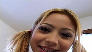 She Wants Gangbang But Struggles