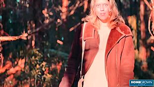 Scarlett taylor and stephan rogers cant help fucking outdoors with quickie blowjob and cowgirl cumshot.