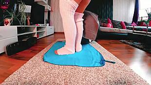 Break Free Workout Without Panties or Bra