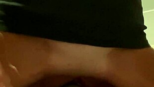 I Masturbate Alone In Room With Vibrator For Orgasm, No One Sees