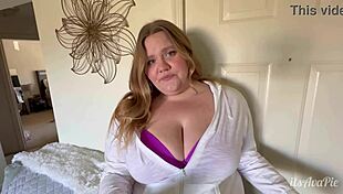 Roleplaying with the beautiful fat cam girl neighbor leads to intense ass fucking and moaning