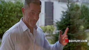 uhh, i invited this creepy stranger for some tight anal fun, didn’t expect it!