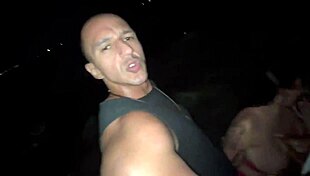 Casada com o policial perde o telefone e vazam vídeos transando na praia de ipanema