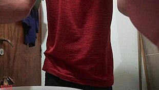 I decided to treat myself with some juicy lubed relaxation at work