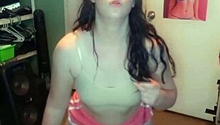 Catherine Grey Twerks On Snapchat