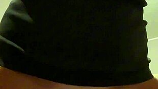 I Masturbate Alone In Room With Vibrator For Orgasm, No One Sees