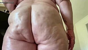 ariesbbw's big oiled ass shines temptingly