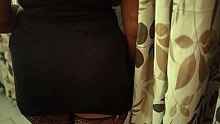 i'm an ebony woman craving a monster cock in my big ass