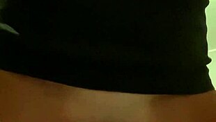 I Masturbate Alone In Room With Vibrator For Orgasm, No One Sees