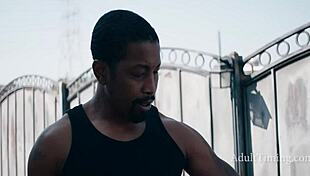 Zapomeň na ni, Casper, je moje - Isiah Maxwell šuká malou 18+ Puck hrubě