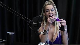 Wow Healthy Competition With Actresses Producers Fought And Porn Market Consolidated During Pandemic Julia Fontanelli On Sheer Red