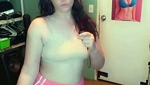 Catherine Grey Twerks On Snapchat