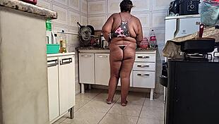 Stepmom Gets Huge Cumshot on Face in Kitchen Chaos!