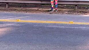 Found a prostitute for a cheap outdoor blowjob!