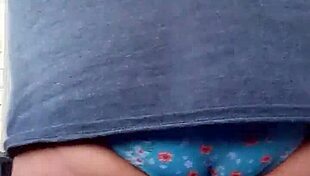 i cant stop wearing my wifes panties, its so thrilling