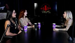 Baby Fire Sheer Red, loira safada, strips to show pussy after anal story