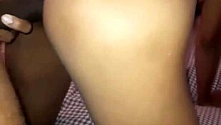 Follame Duro con Esa Gran Verga, Mi Amor, en un Encuentro Casero Caliente con una Latina Sexy