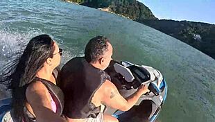Loucuras No Jet Ski No Mar Do Guaruj� - Sp