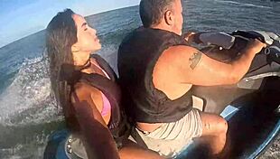 Loucuras No Jet Ski No Mar Do Guaruj� - Sp