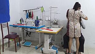 Intense seduction in the sewing workshop with ebony latina massage