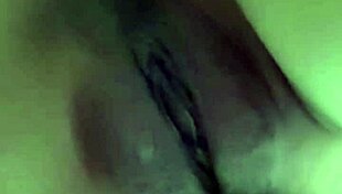 Filipino girl calls sex service in dorm