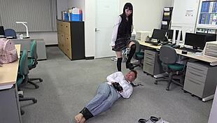 japanese mistress mero smoking while dominating with facesitting