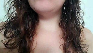 milf getting naked to clean the house