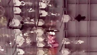 This candid video captures a hot young 18+ booty hidden in sexy clothes