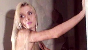 taissi fontini in studio 3 looking hot