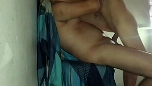 La Puta De Mi Hermanastra Se Corri� El Pantie Y Cabalg� Sobre Mi Gran Polla Sin Cond�n