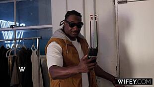 Wifey Alyx Urie Performs for Hubby