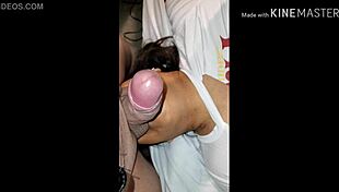 Me cumming on her tits 😏