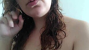 milf getting naked to clean the house