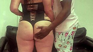 Fucking and sucking the boss in the office lobby 😈