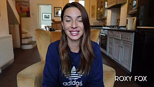 Does girth really matter in this sex tutorial with roxy fox? 🤔