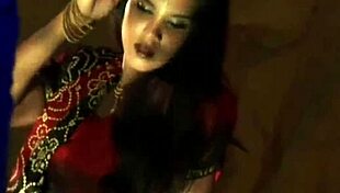 Exotic Asian dances nude with sensual teasing!
