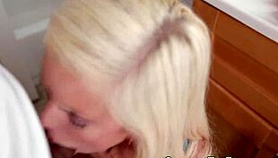 teen stepsister sucks 😏