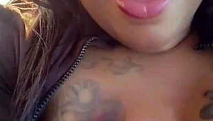 blackvelvet gets caught fingering her pussy 😏