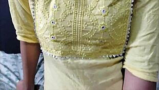 desi bhabhi's hot body gets long hard fucking from beggar