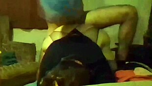 lulu madura putona se prende a mamarla entrega el culo y grita pidiendo que se lo deje bien roto como una puta