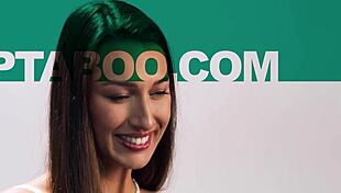 How Women Orgasm With Bella Rolland In Squirting Action